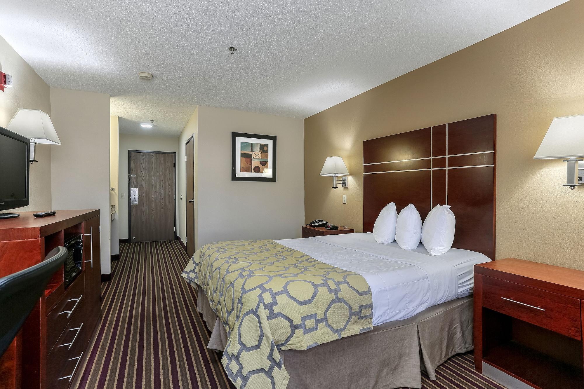 Baymont By Wyndham Bowling Green Exterior photo