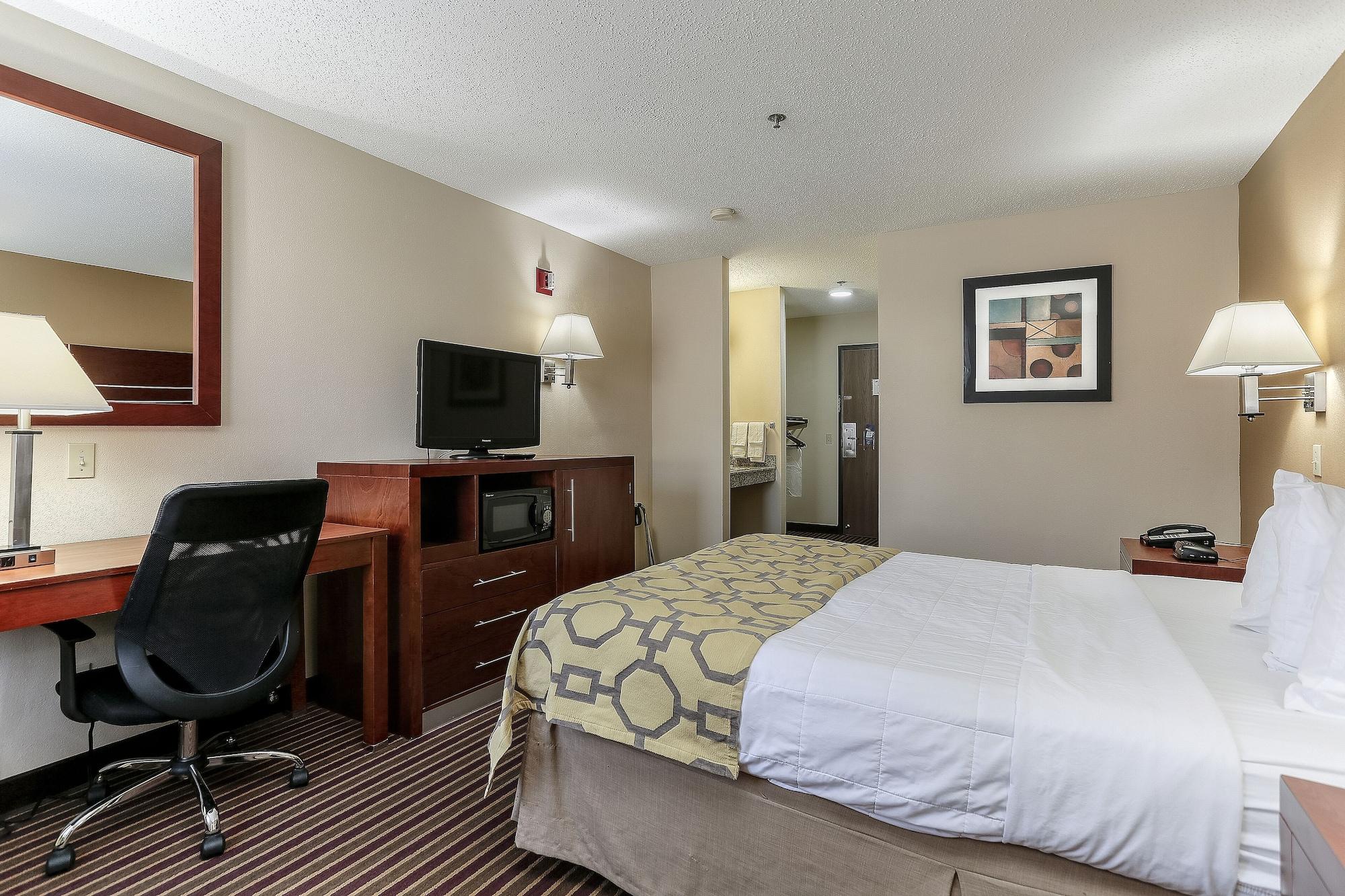 Baymont By Wyndham Bowling Green Exterior photo